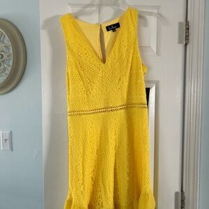 NWT Lulu's Yellow Ruffled Sheath Dress V-Neck Midi